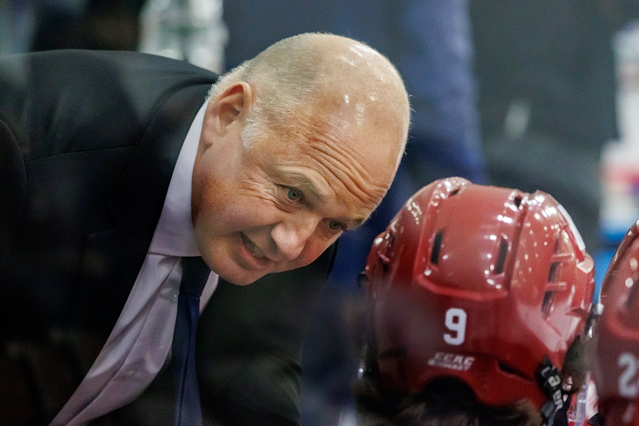 Criticism of players in hockey can be just as important as deciding how to praise.